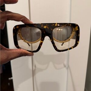 Luar Tortoiseshell Oversized Sunglasses w/ Convertible Mini Bag Case